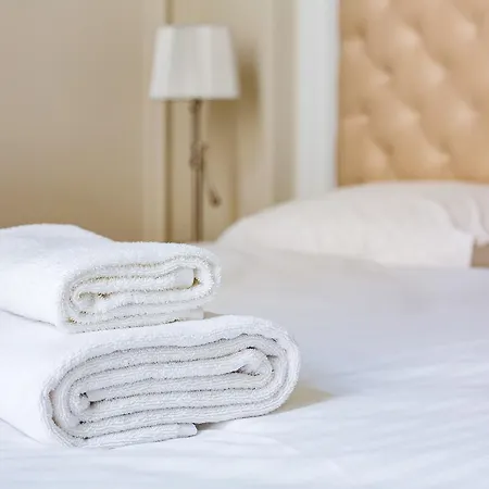 Leogrand Deluxe On Doroshenka 17 * Leópolis