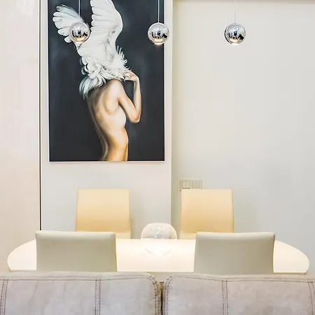 Appartamento Leogrand Deluxe On Doroshenka 17 *