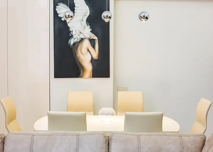 Apartamento Leogrand Deluxe On Doroshenka 17 *