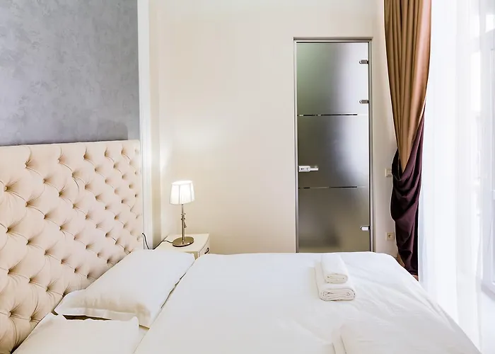 Leogrand Deluxe On Doroshenka 17 * Leópolis